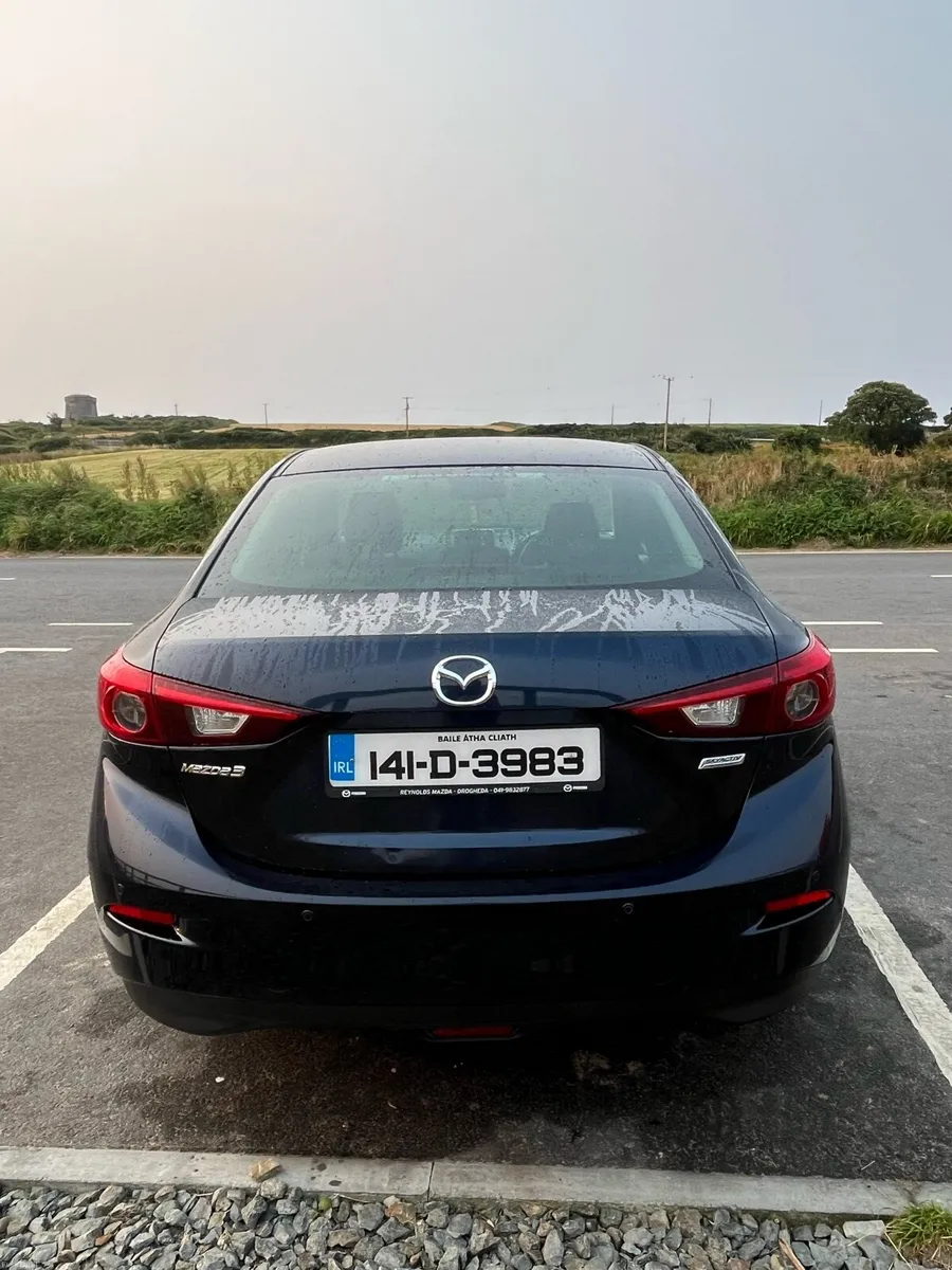 2014 Mazda 3 Sedan 2.2 Diesel - Image 4