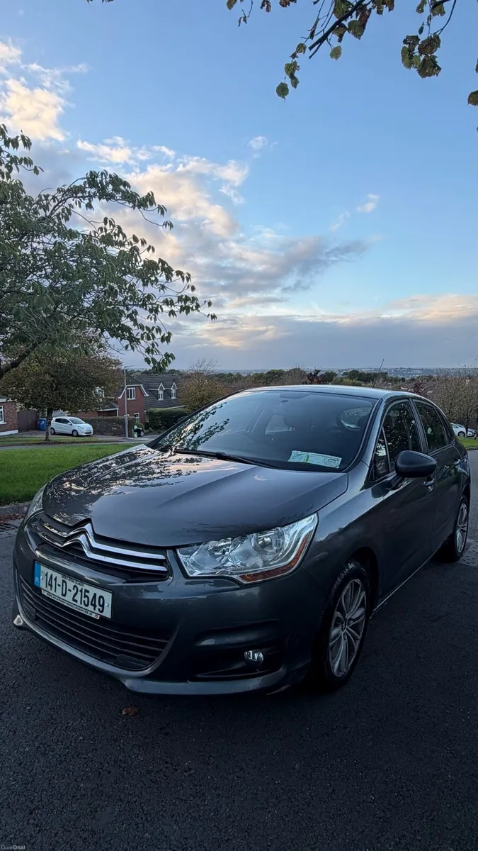 Car - Image 1