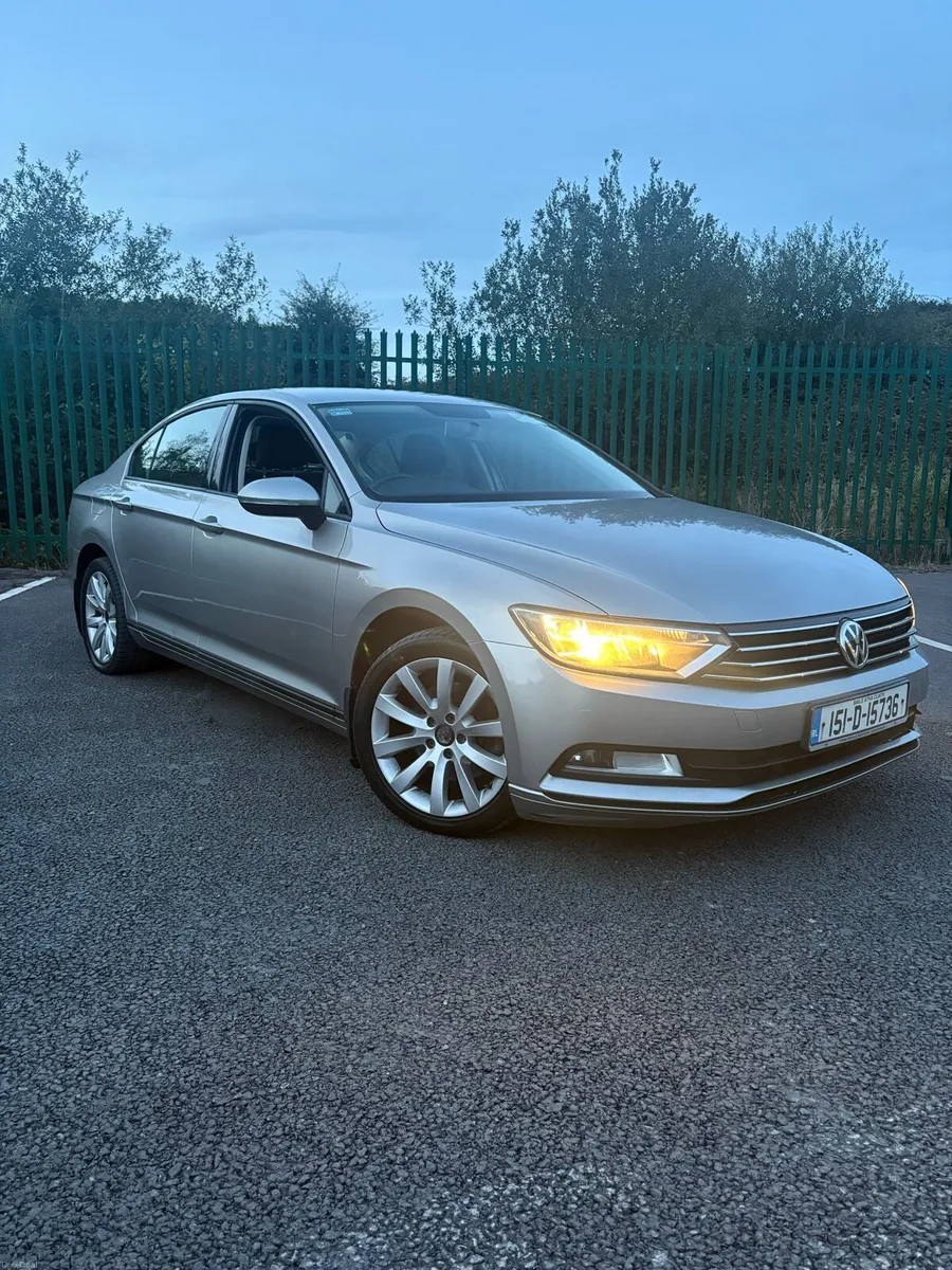 Volkswagen Passat 2015 - Image 1