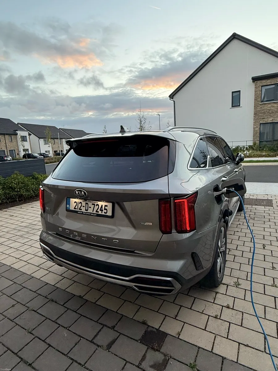 Kia Sorento K4 PHEV 4x4 7seats - Image 1