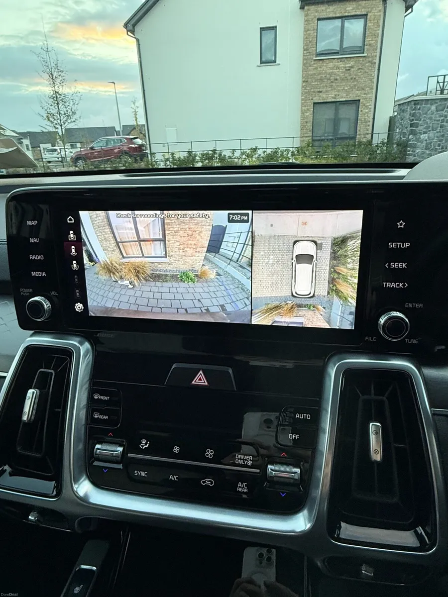Kia Sorento K4 PHEV 4x4 7seats - Image 2