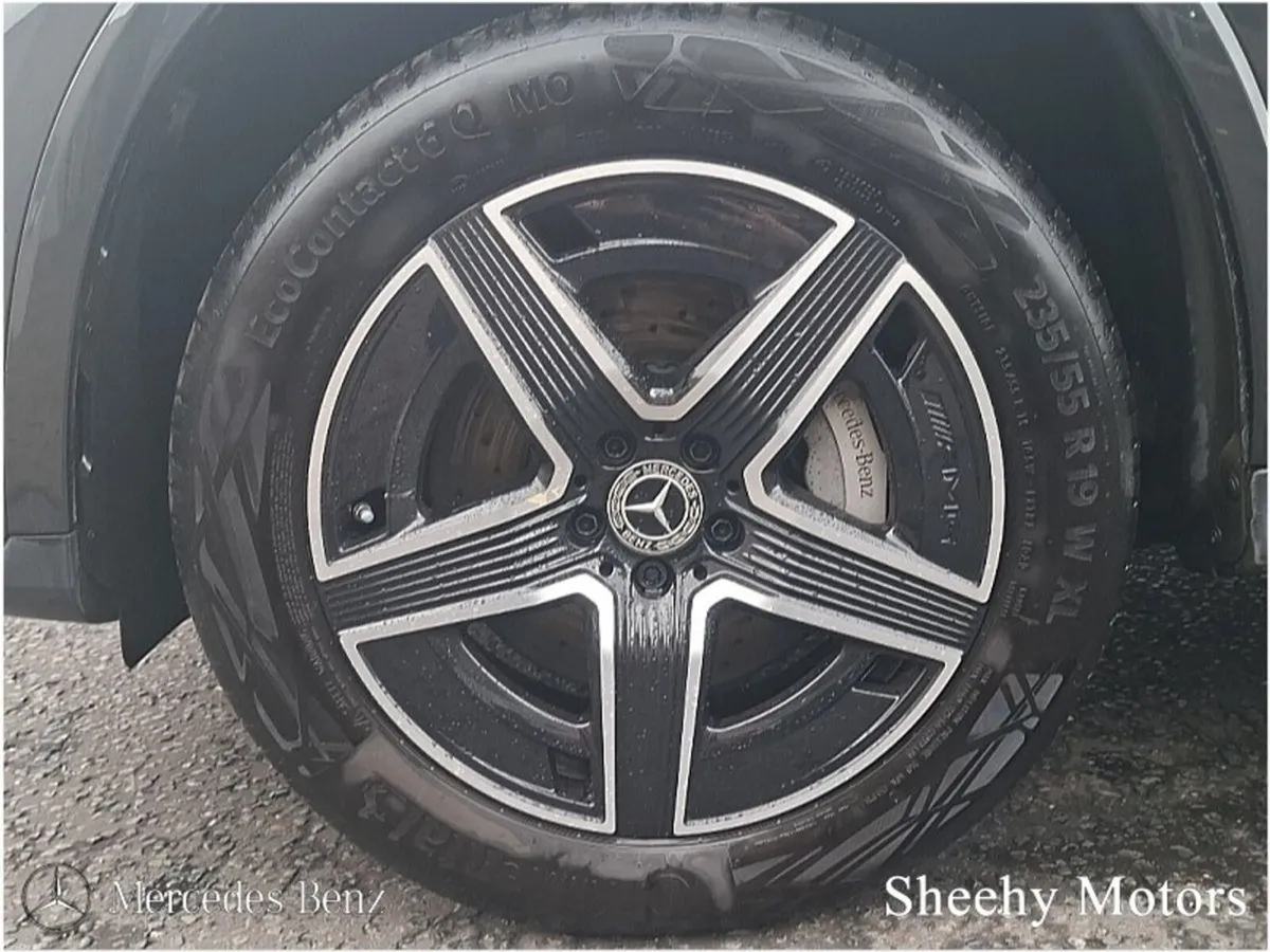 Mercedes-Benz GLC GLC 300e AMG Line 4MATIC PHEV Au - Image 5