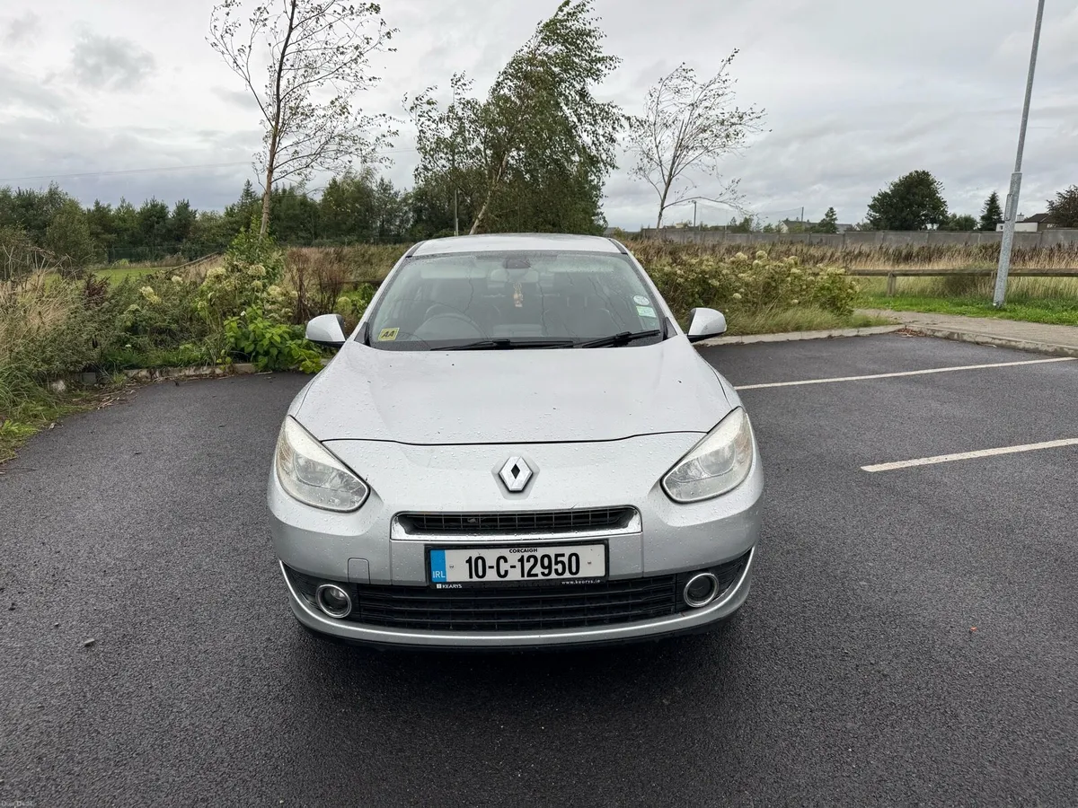 10 Renault fluance 1.5 dci - Image 2