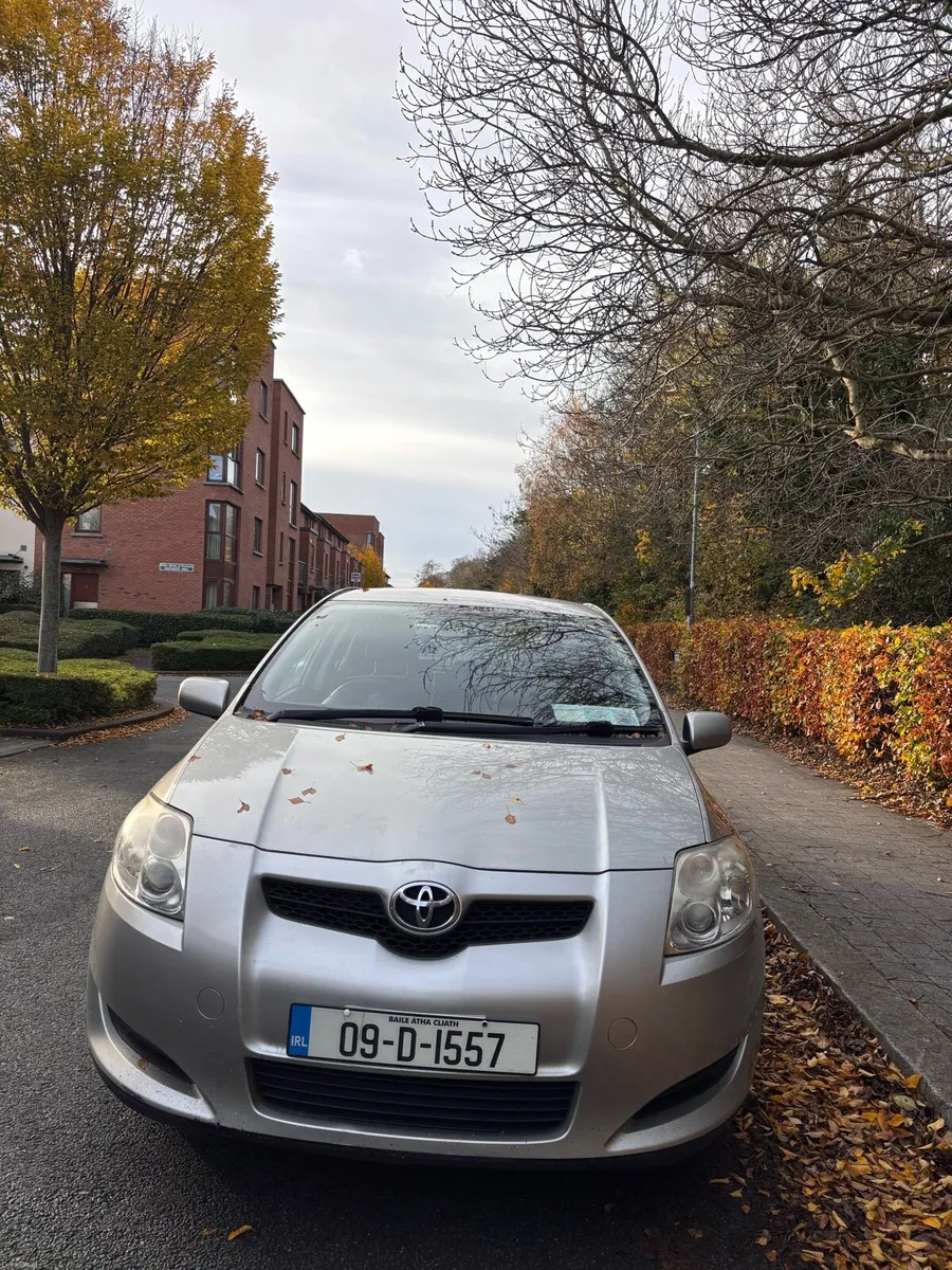 Toyata Auris 1.4 D-4D Manual - Image 2