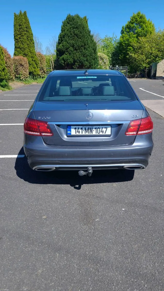 Car - Image 3