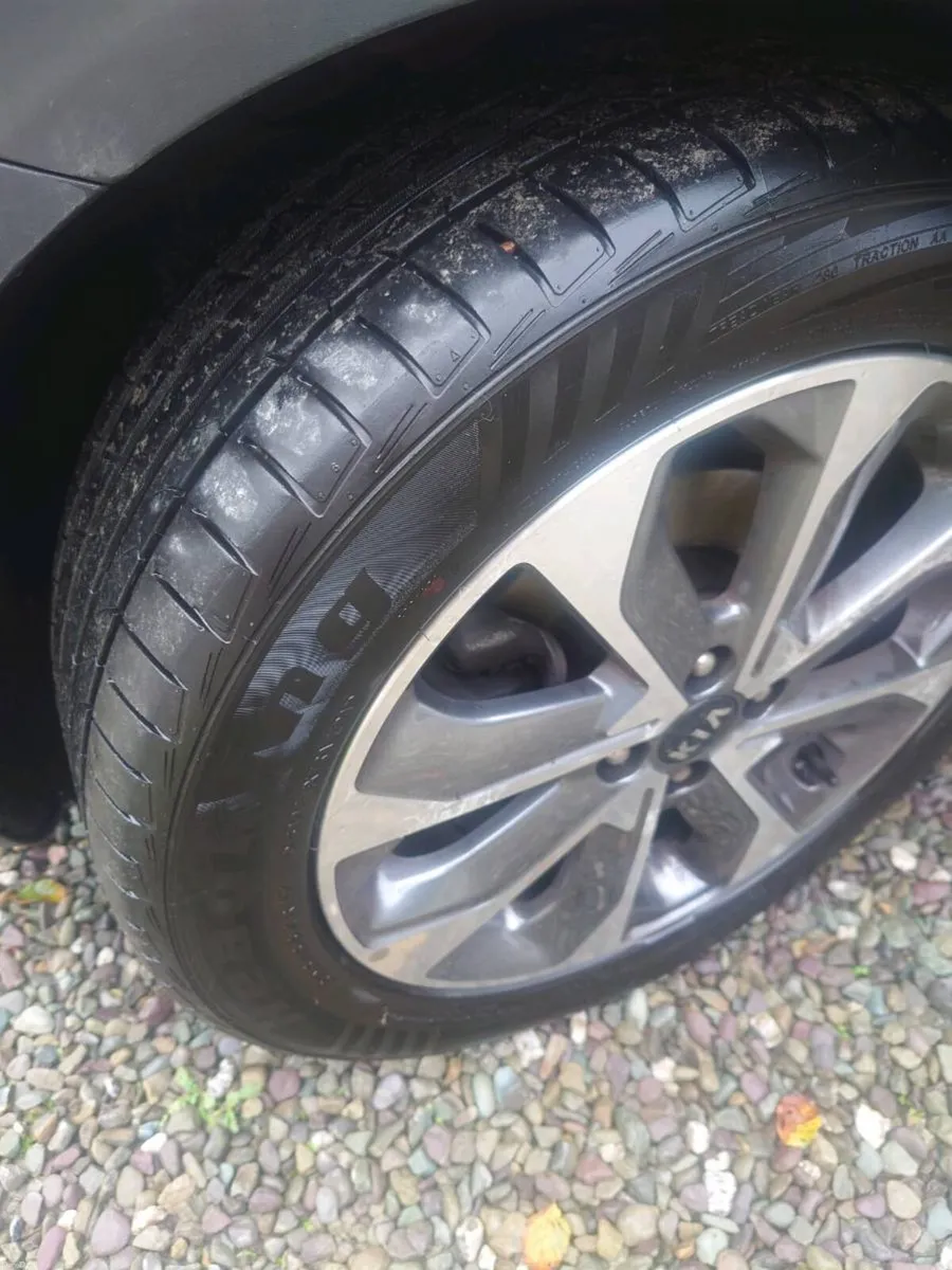 Kia Stonic 2019 Automatic Very Low Mileage - Image 5