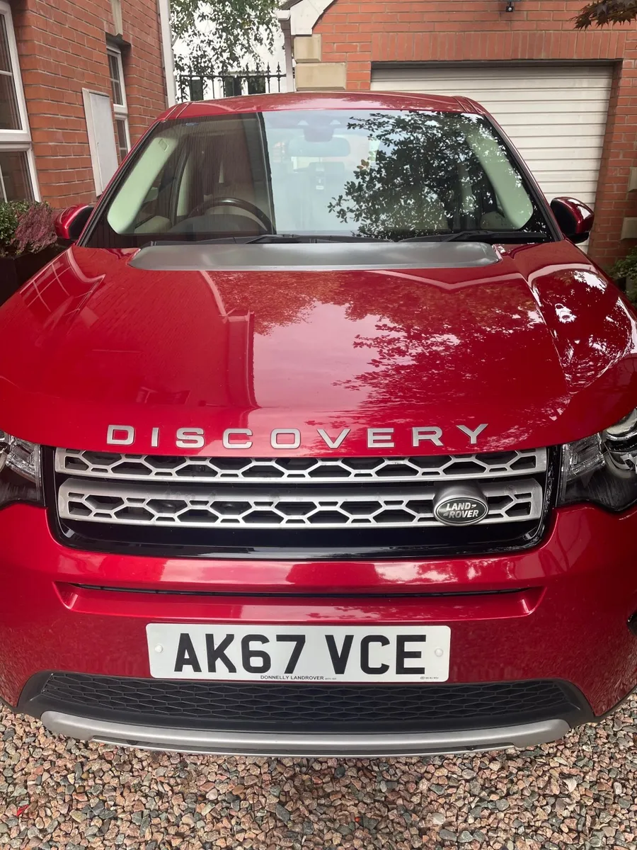 Land Rover Discovery Sport 2018 - Image 1