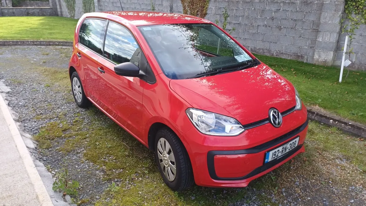 Volkswagen up! 2019 - Image 1