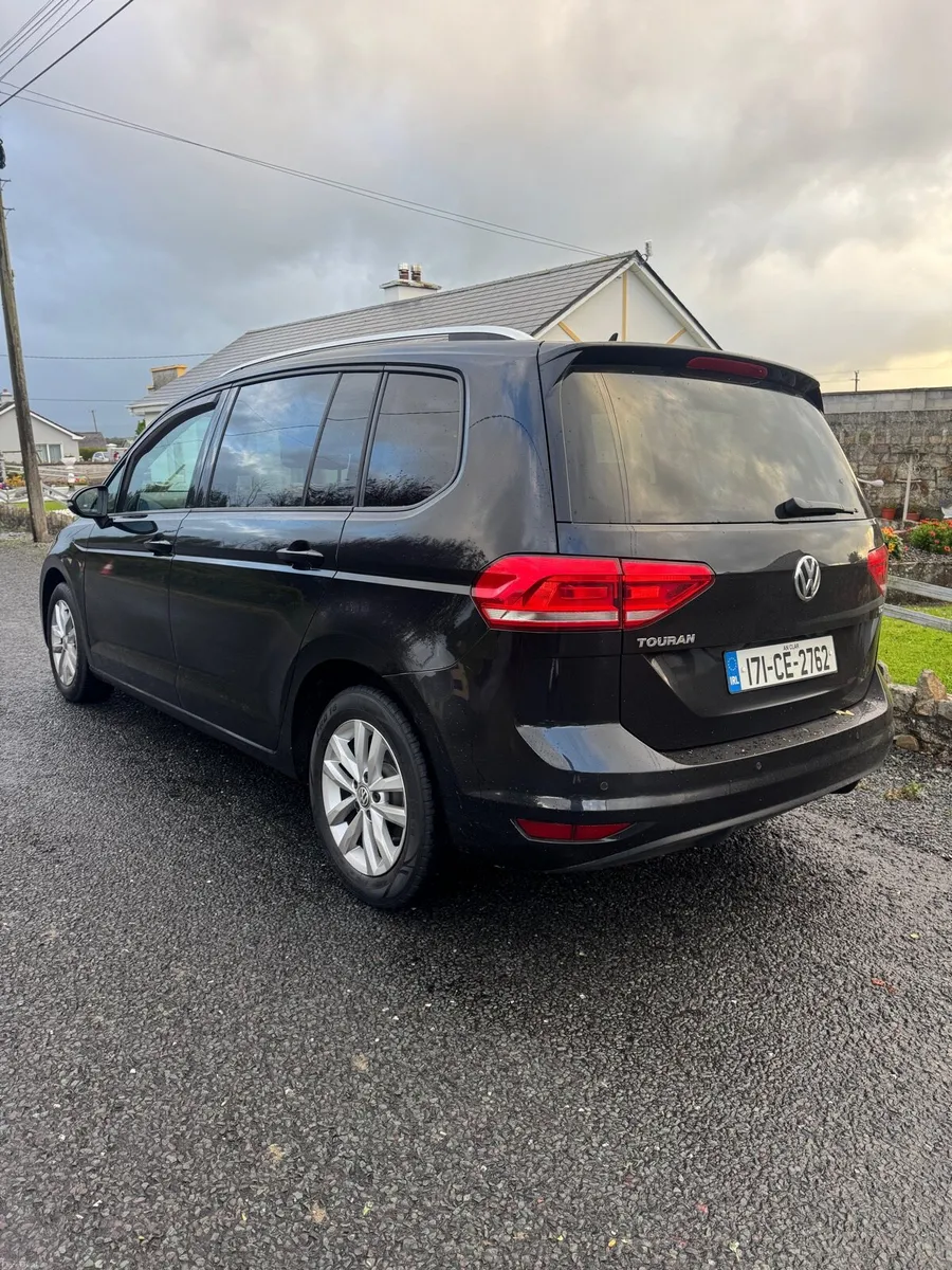 Volkswagen touran - Image 4