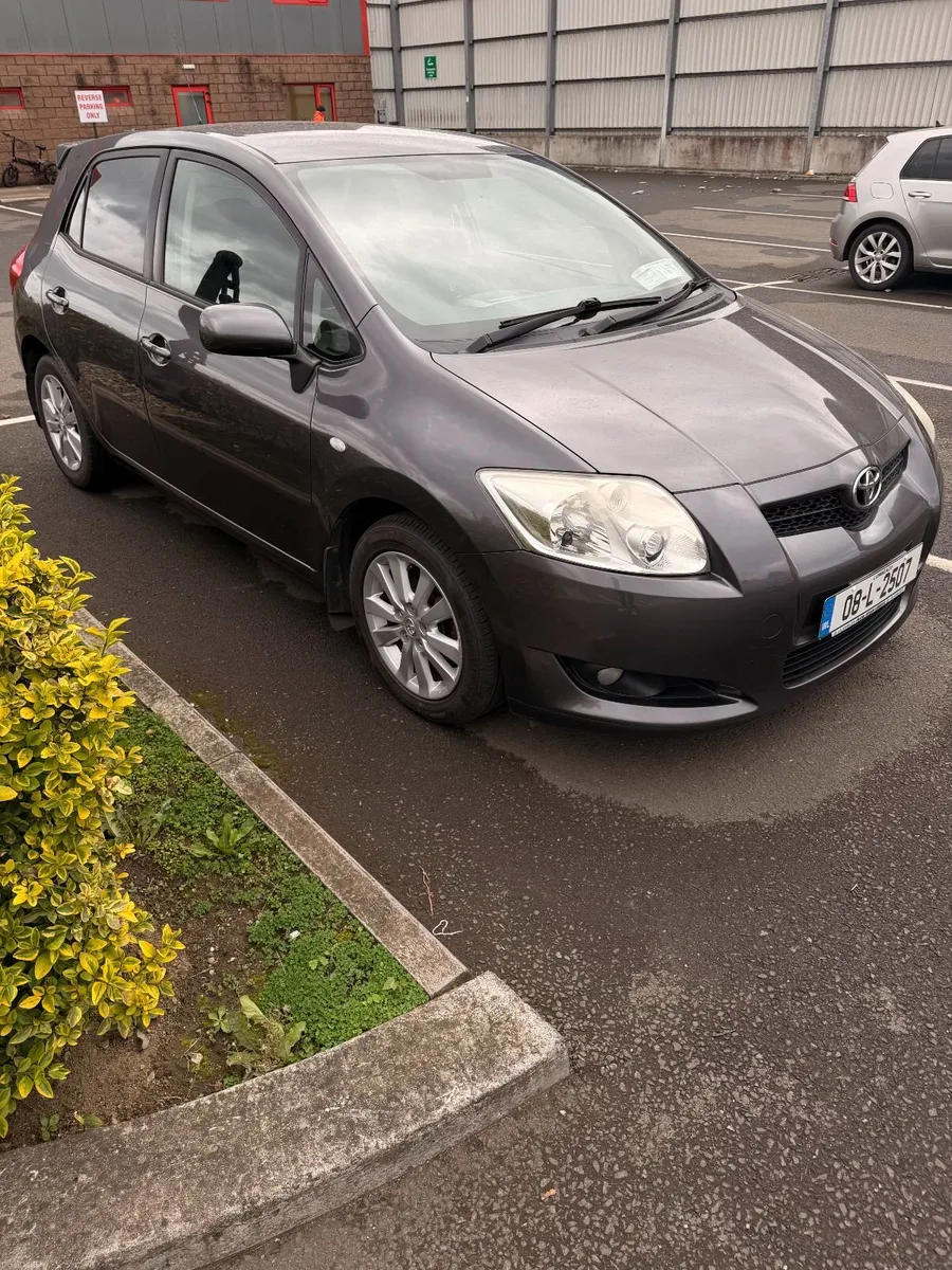 Toyota Auris 2008 - Image 1