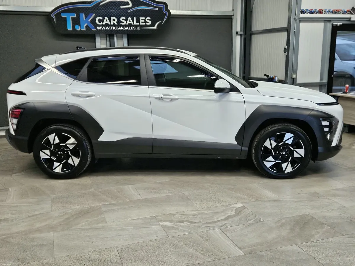 241 HYUNDAI KONA ELEGANCE SELF CHARGING HYBRID - Image 3