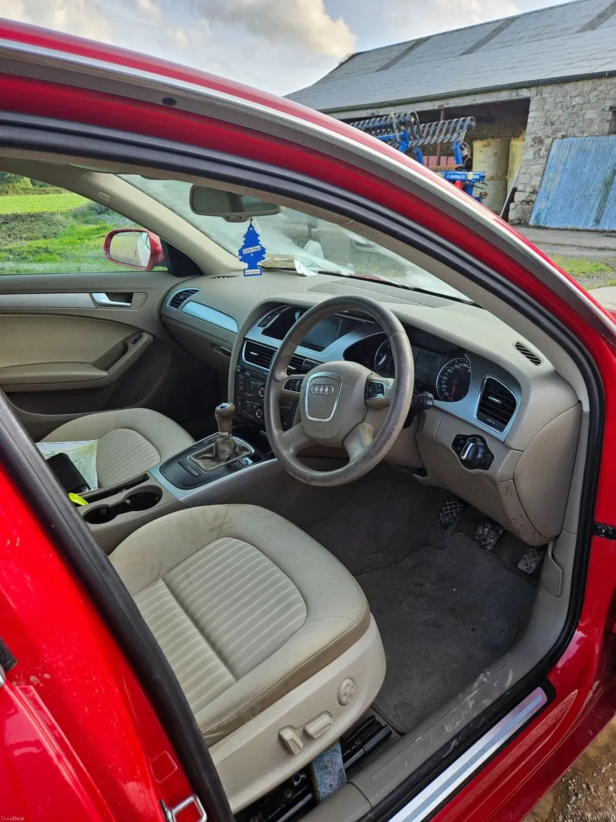Audi A4 2009 - Image 4