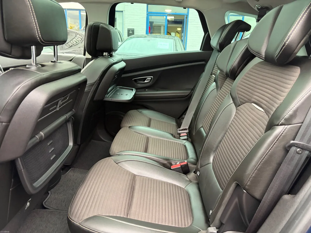 2017 Renault Scenic Dynamique S Nav 1.5 dCi LOW KM - Image 6