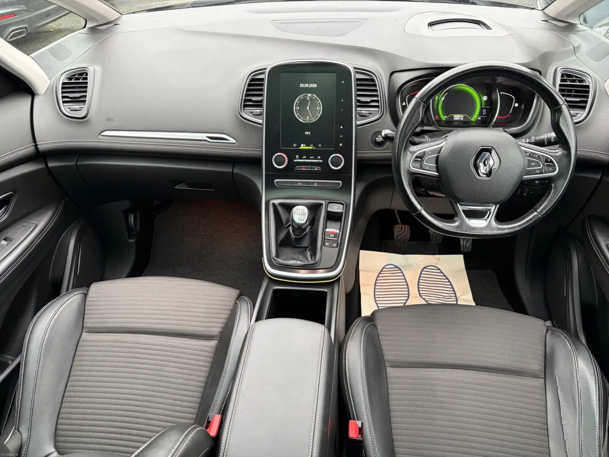 2017 Renault Scenic Dynamique S Nav 1.5 dCi LOW KM - Image 2