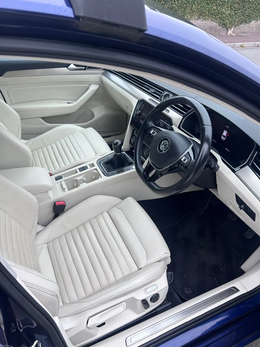 Volkswagen Passat High Line - Image 5