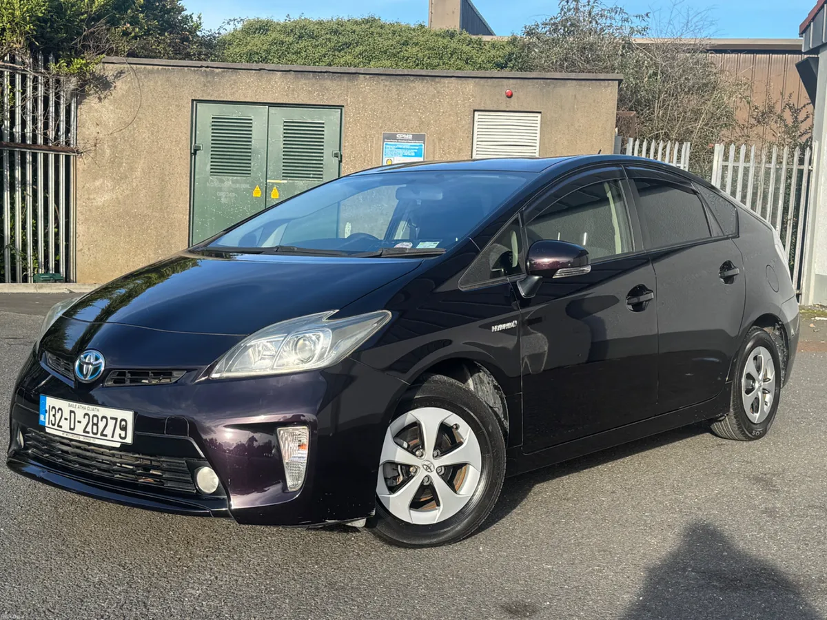 Toyota Prius 2013 Hybrid  Automatic - Image 1