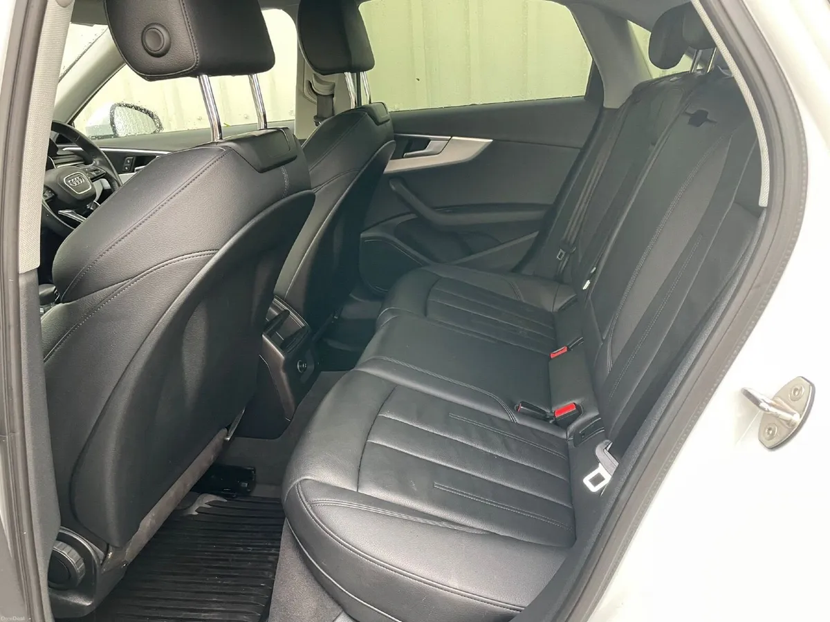 Audi A4 SE 2019 - Image 6