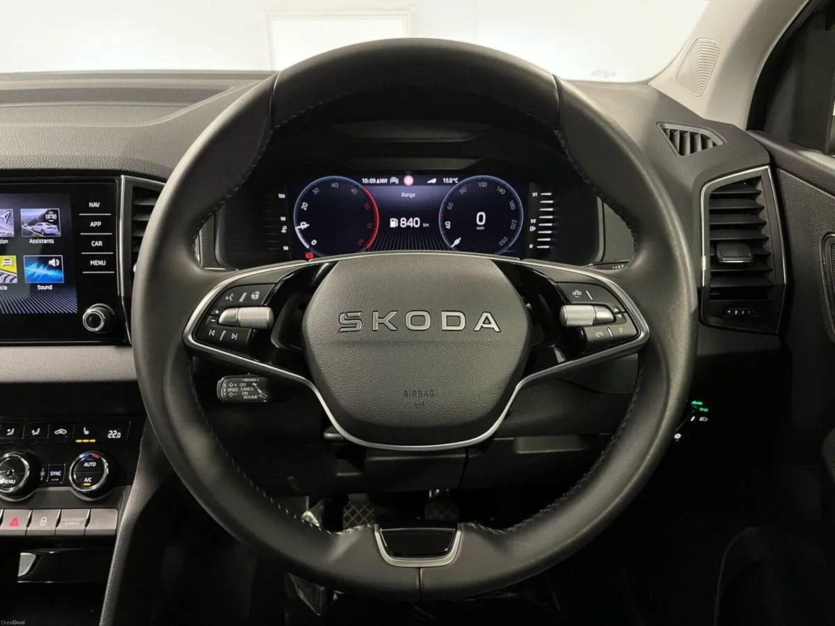 Skoda Karoq Selection+ 2.0TDI 115BHP - Reversing C - Image 5