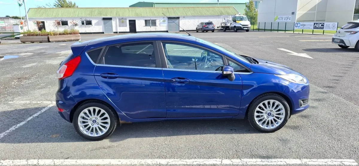 2014 Ford Fiesta Ecoboost TITANIUM 1.0 Petrol - Image 4