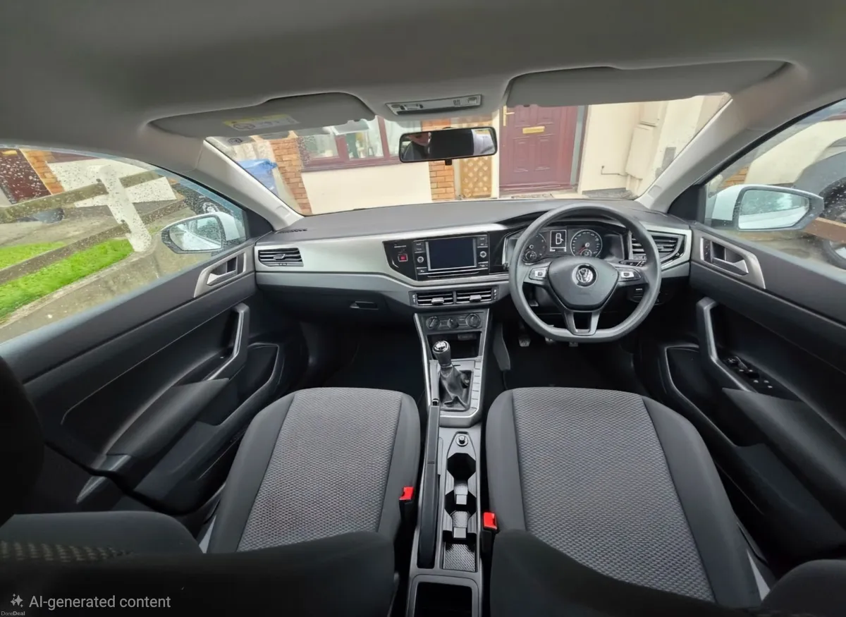 Volkswagen Polo 2020 - Image 2
