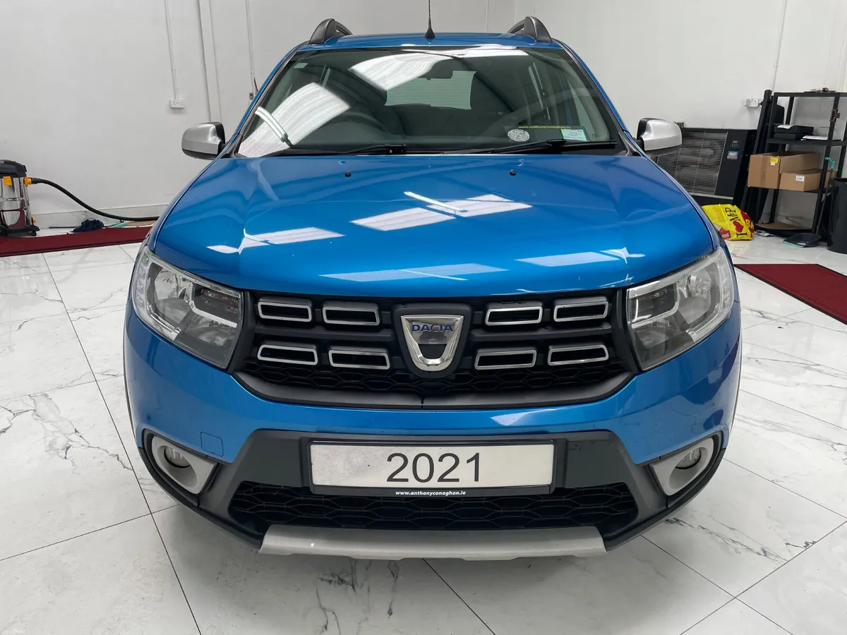 Dacia Sandero Stepway 2021 1.5 dci - Image 4