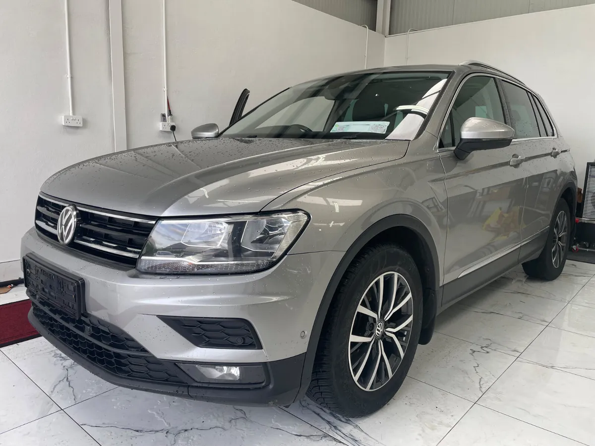Volkswagen Tiguan 2018 2.0 tdi Pan Roof Manual - Image 4