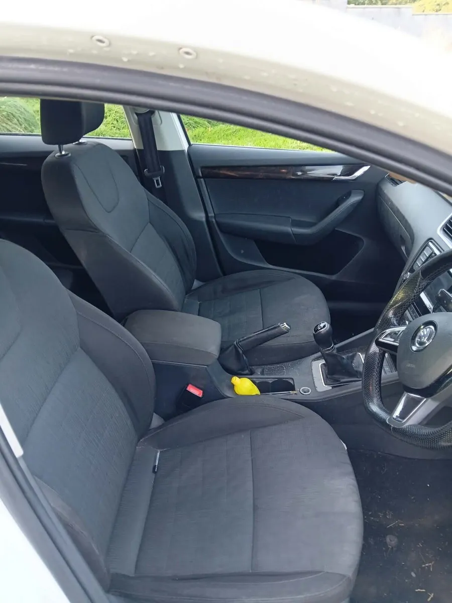 2016 Skoda Octavia 1.6 Diesel - Image 5