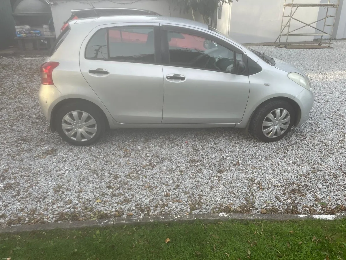 Car - Image 2