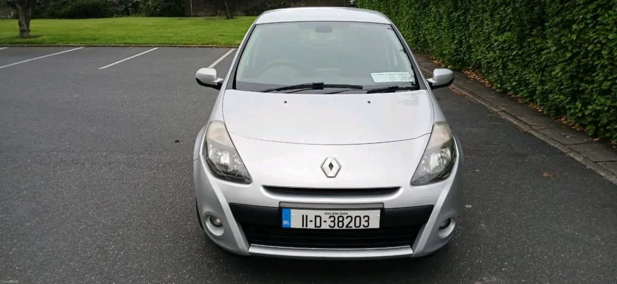 2011 renault clio tom tom edition nct 1/27 - Image 5