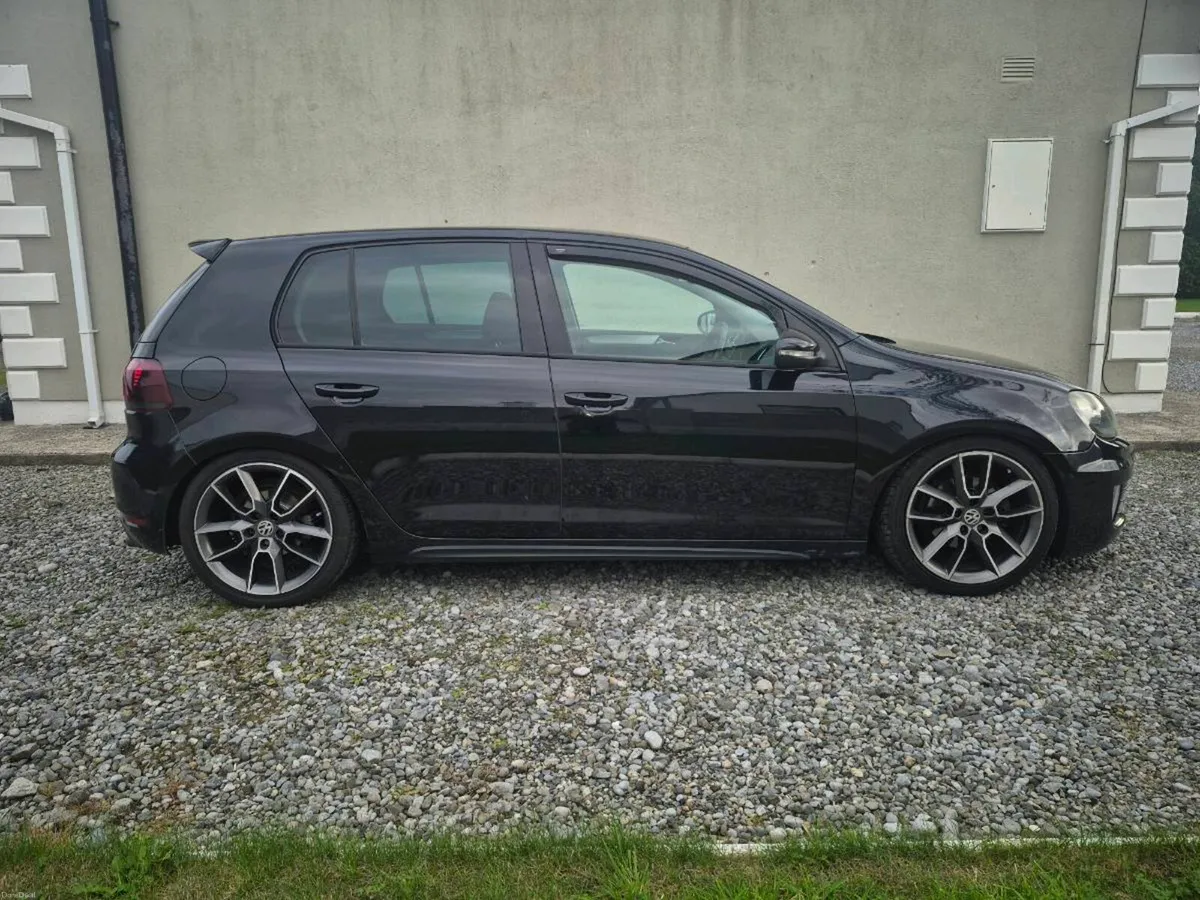 Volkswagen Golf 2011 MK6 1.6 TDI - Image 6