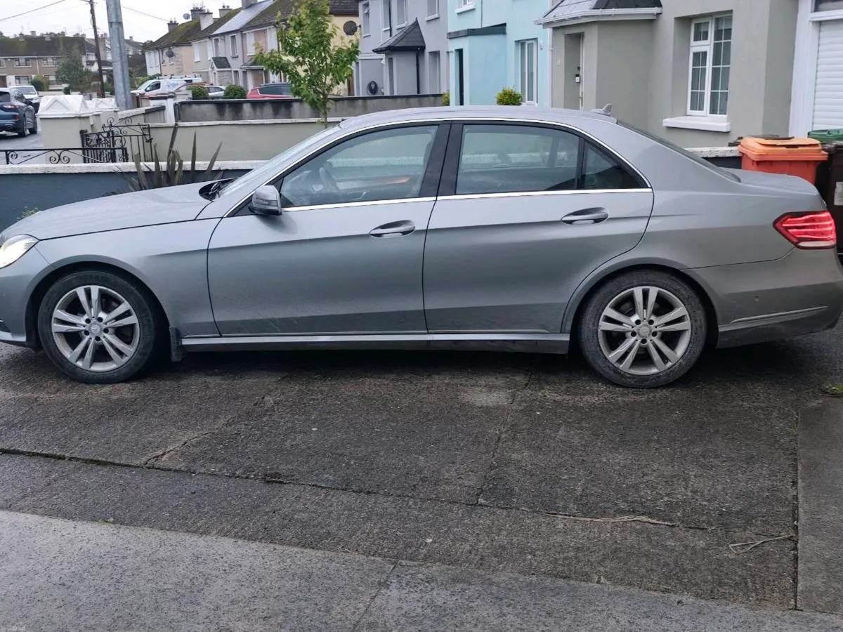 2014 Merc E220d Mint Condition Long NCT Mar2027 - Image 2