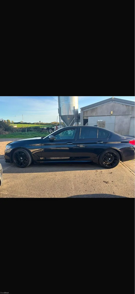 BMW 5 Series M-Sport 2017 - Image 2