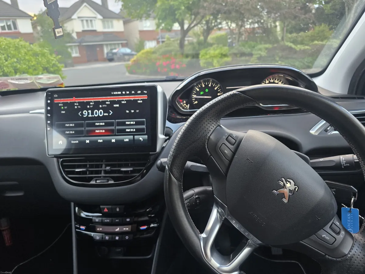 2015 Peugeot 208 1.2 - Image 5