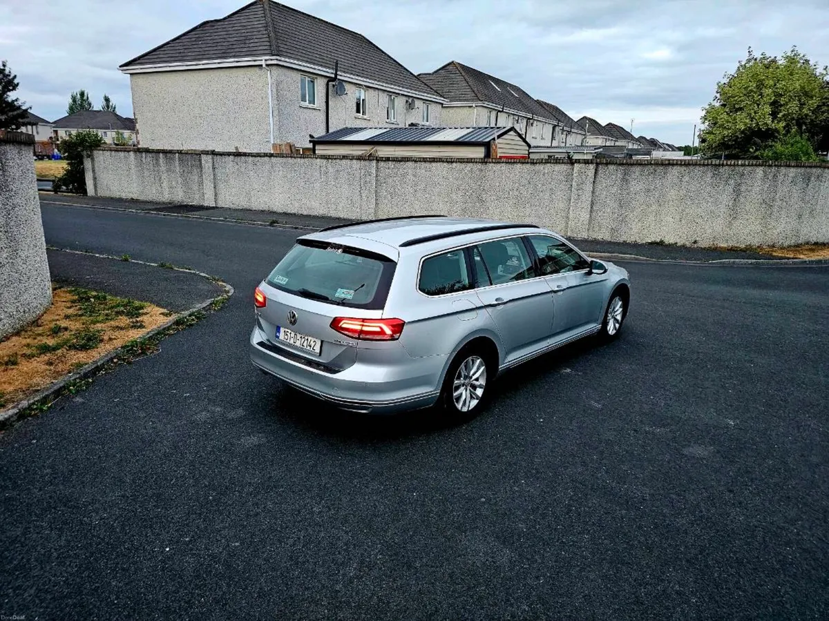 Vw Passat automatic  DSG - Image 2
