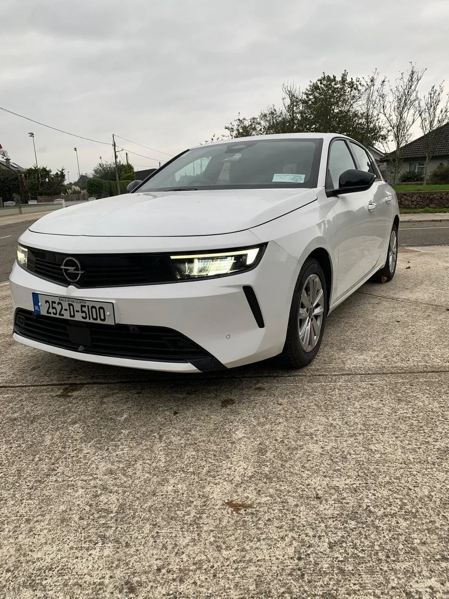 Opel Astra - Image 1