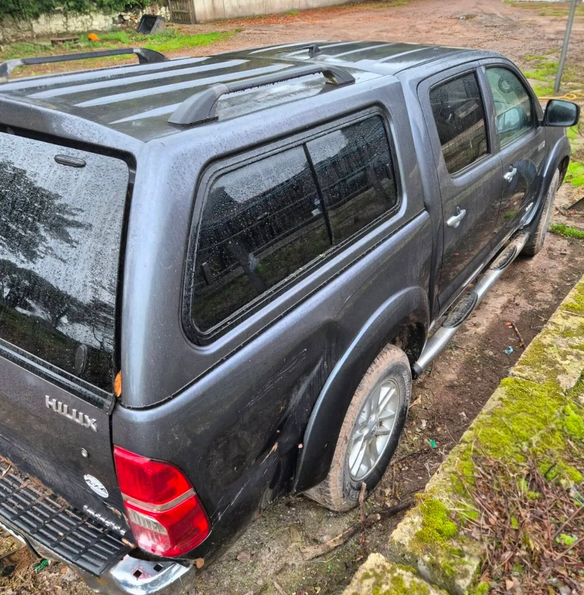 2014 Toyota Hilux 3L Diesel 4WD - Image 2
