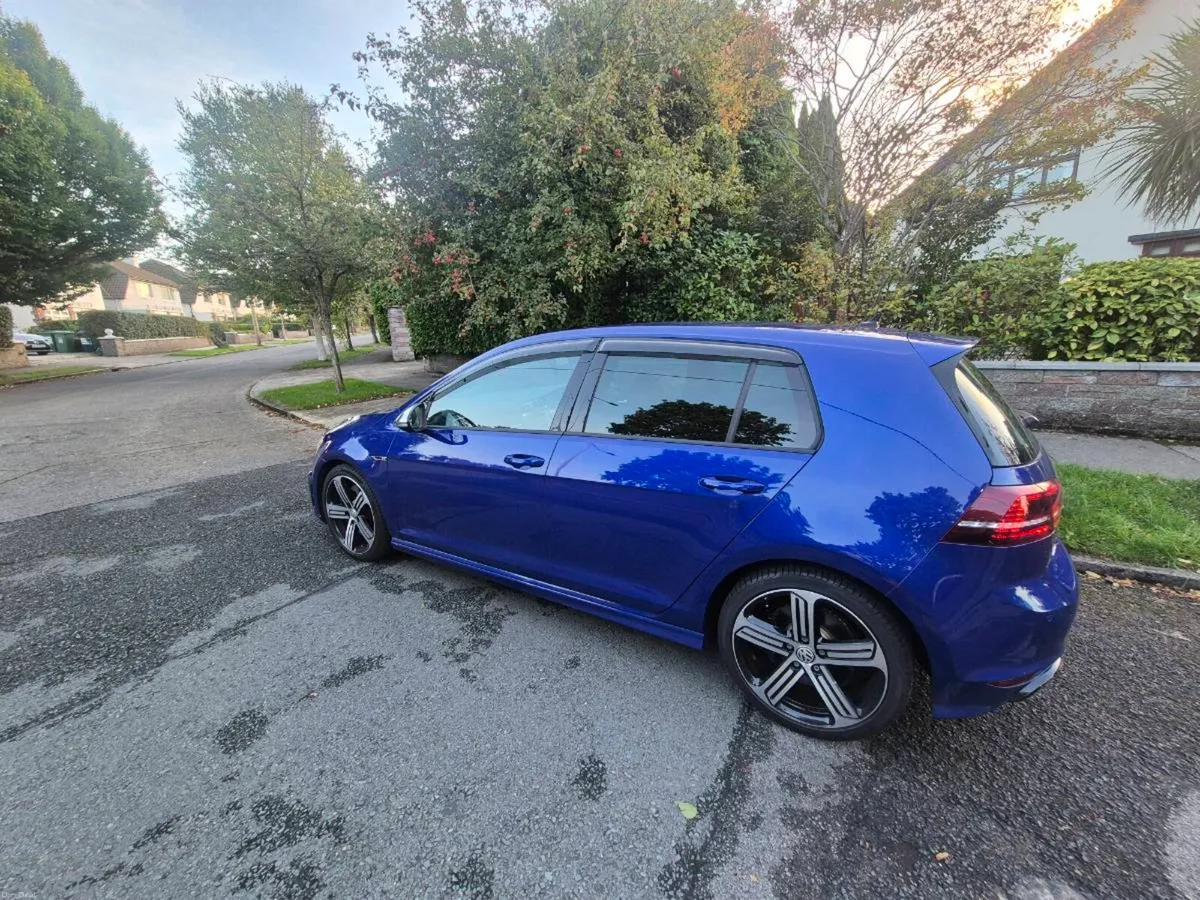 Volkswagen Golf R 2.0 TSI DSG 4MOTION - Image 6
