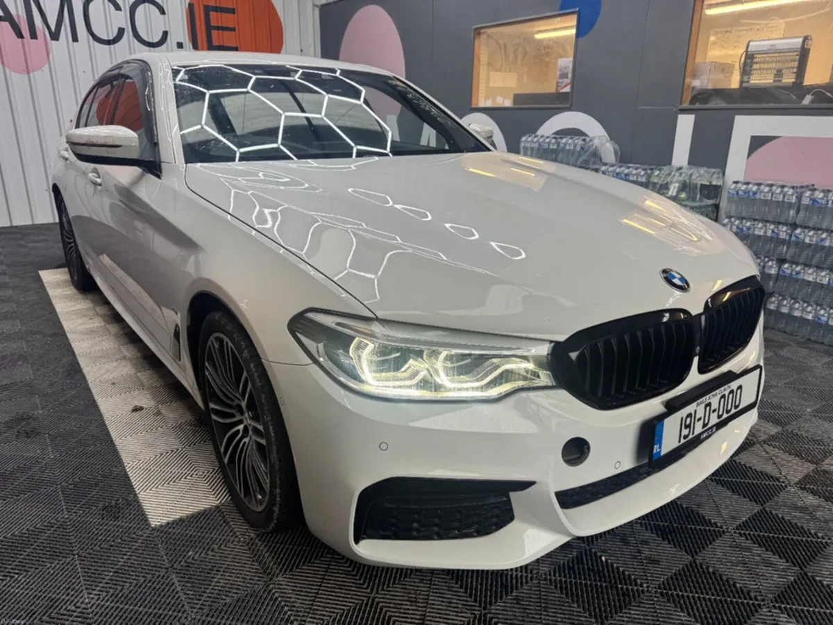BMW 5-Series 2019 BMW 530E AUTOMATIC 2.0/ PARKING - Image 1