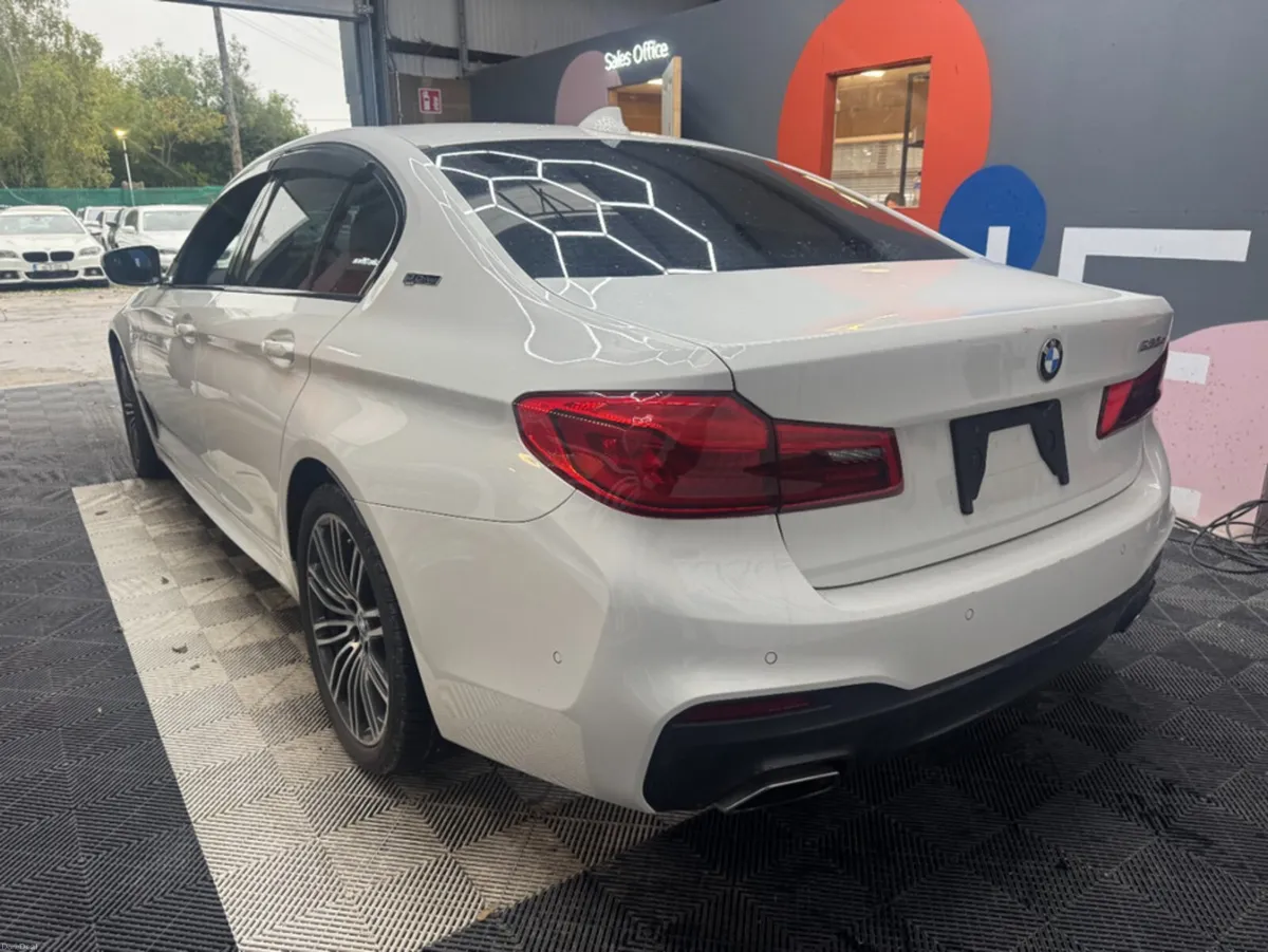 BMW 5-Series 2019 BMW 530E AUTOMATIC 2.0/ PARKING - Image 5