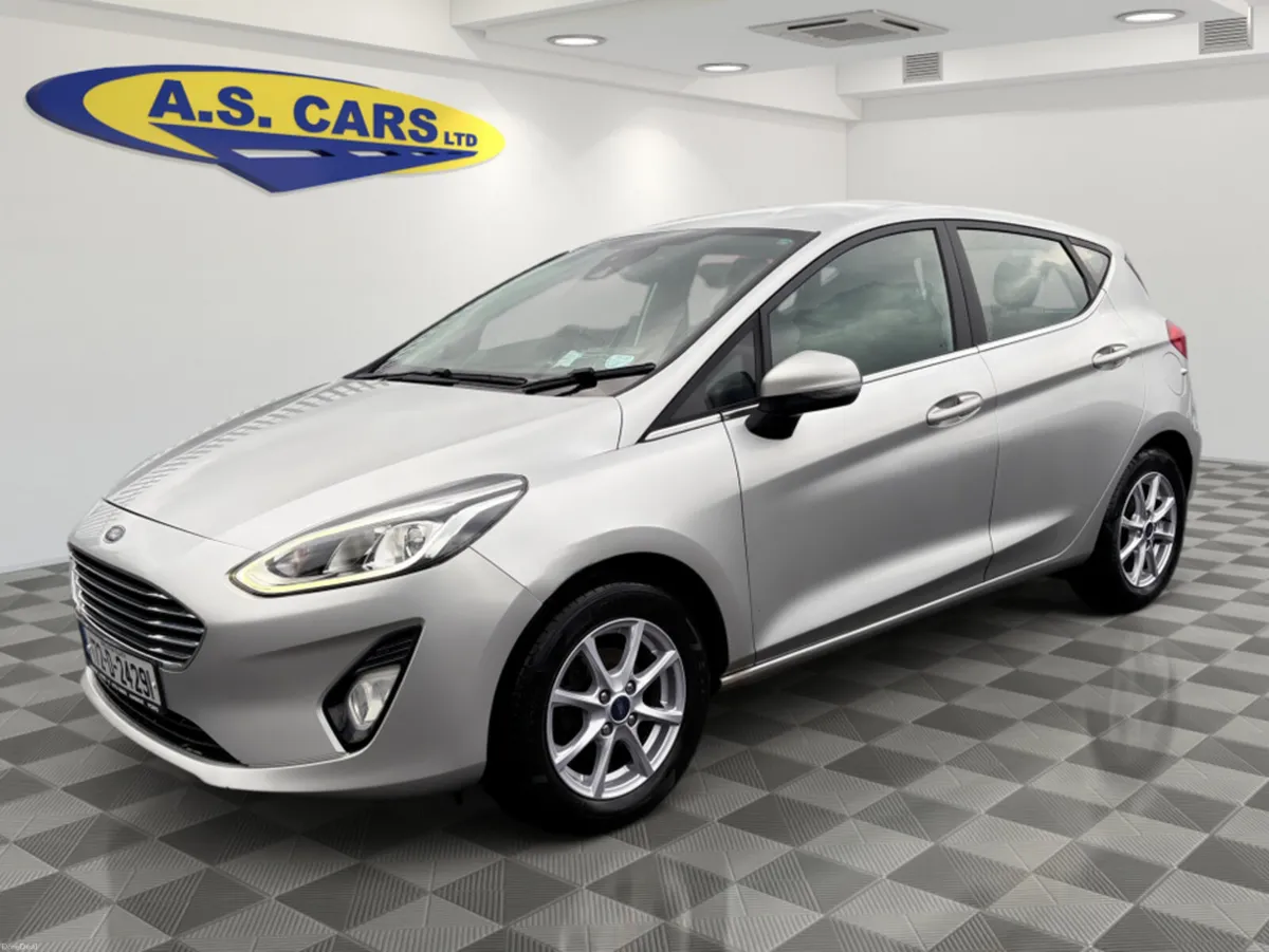 Ford Fiesta 1.1 ZETEC 85PS 5DR - Image 1