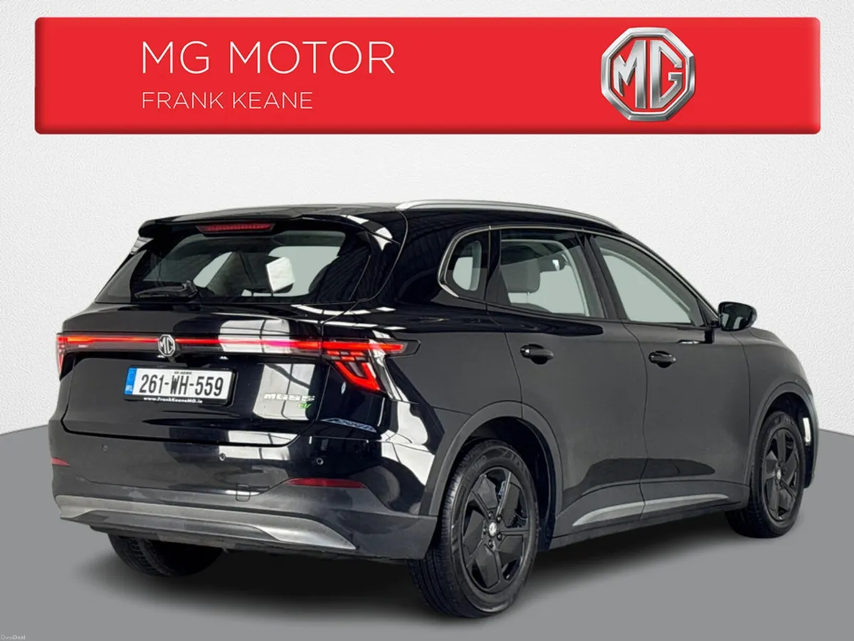 MG MGS5 EV LR - EXCITE 64 KWH **GREY AND BLACK CLO - Image 4