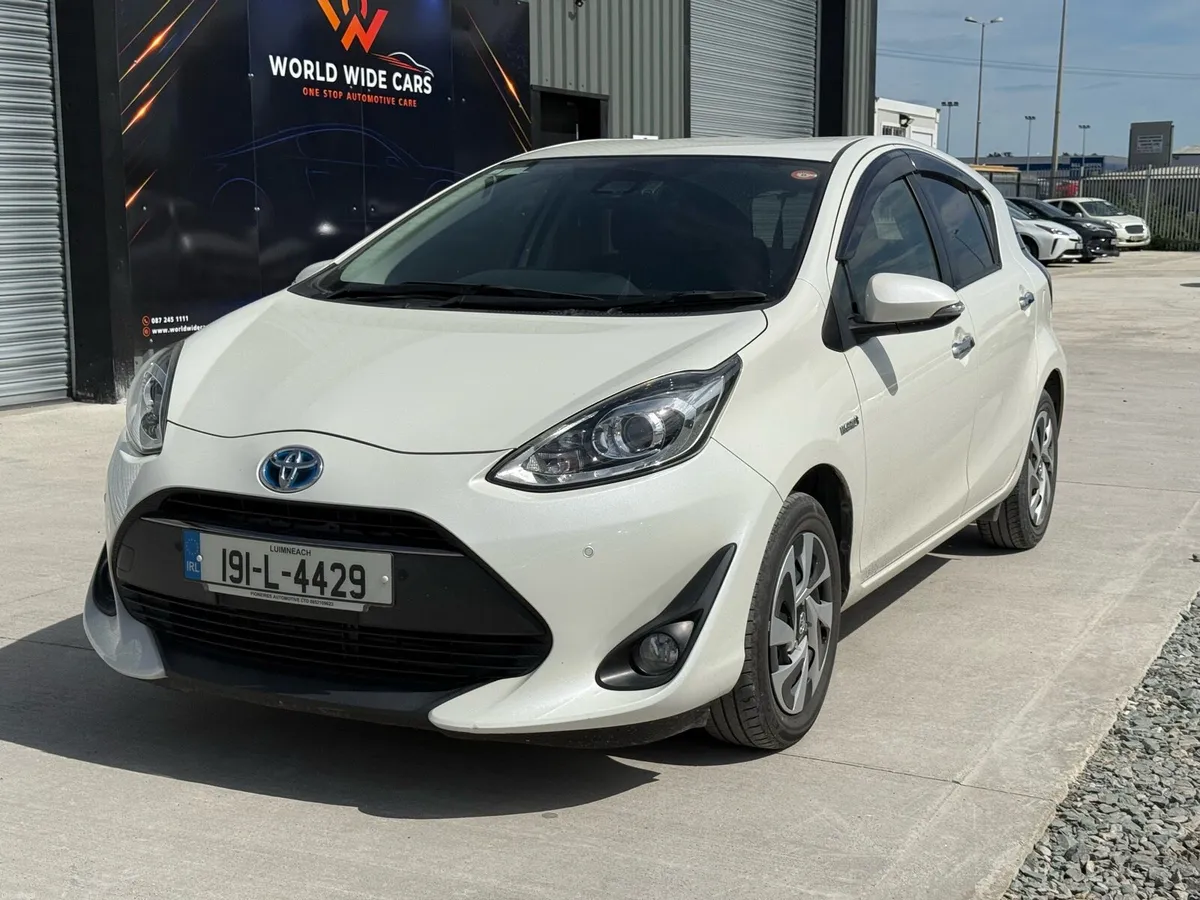 Car - Image 4