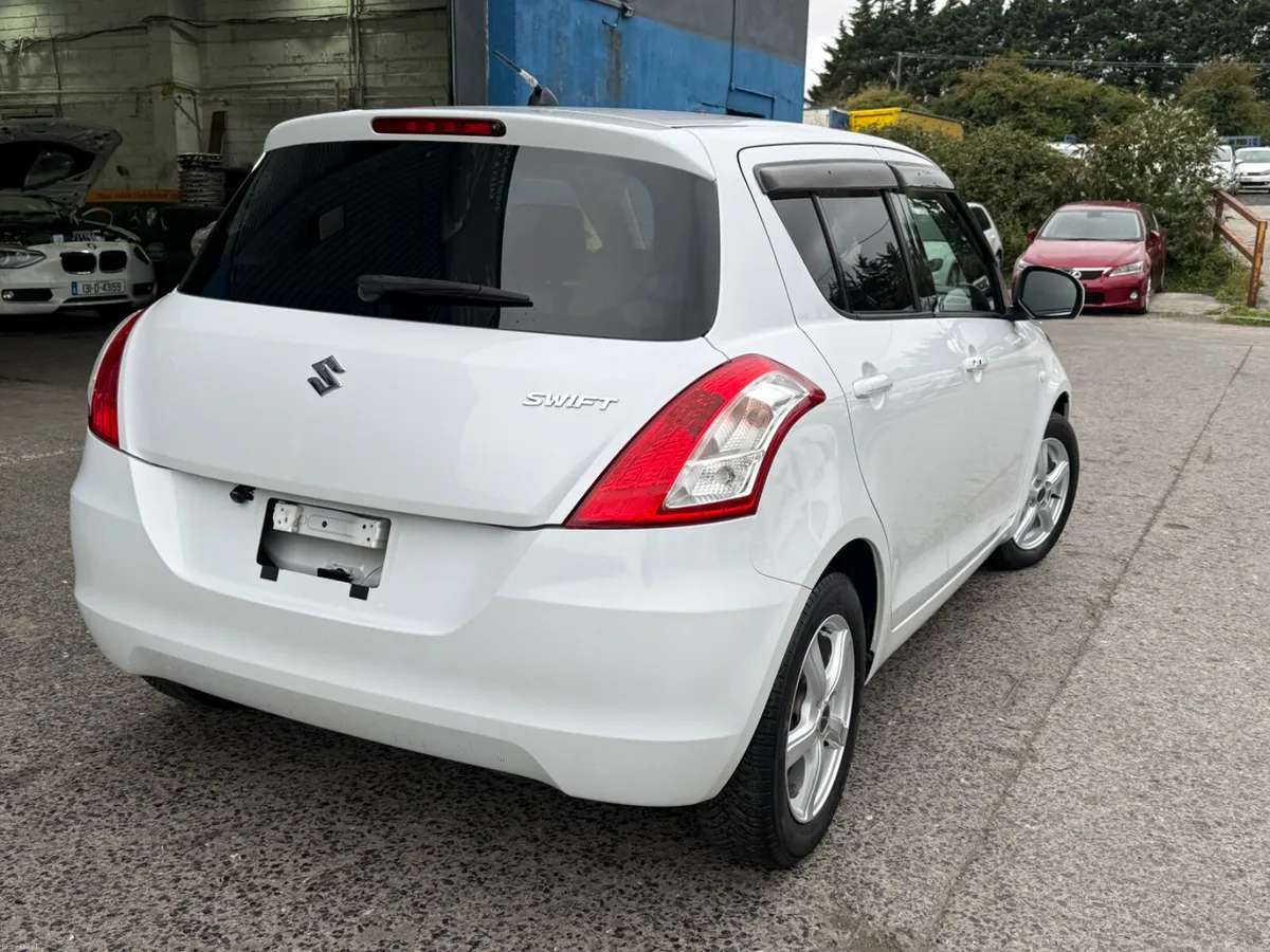 2014 Suzuki Swift 1.2 Automatic XG / car play - Image 4