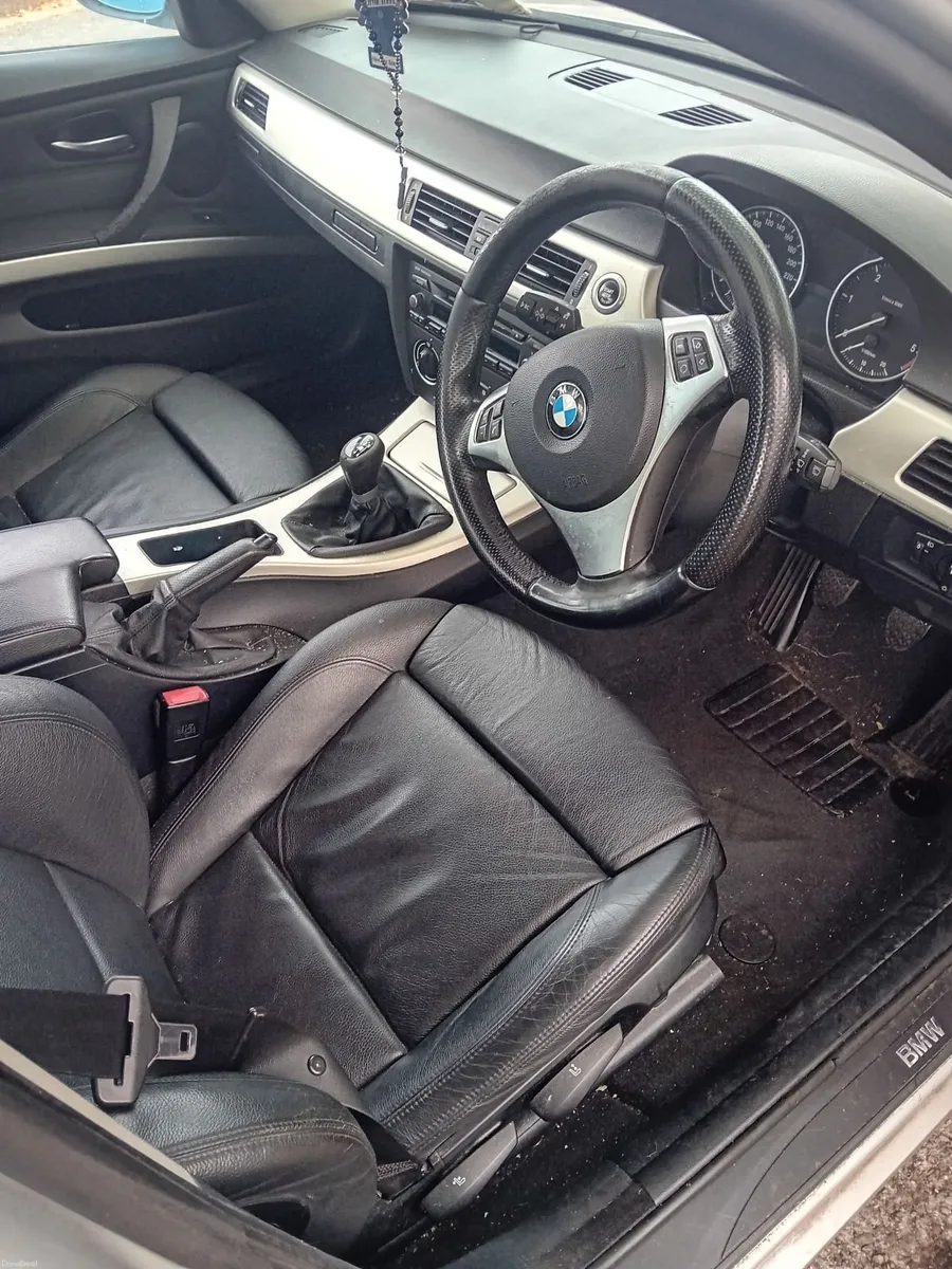 BMW 3-Series 2008 - Image 3