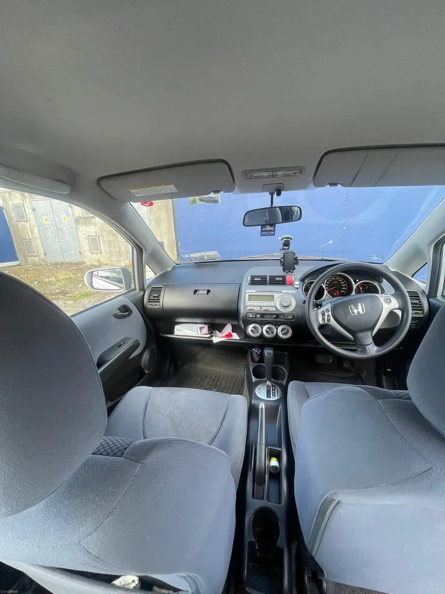 Honda Jazz 1.3 Automatic – €2,600 | NCT Jan 2027 | - Image 6