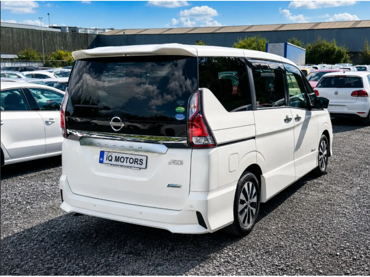 Nissan Serena 2.0 Petrol Hybrid Automatic Low mile - Image 6