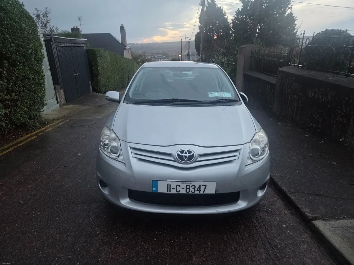 2011 Toyota Auris Terra, Nct 8/27. Immaculate - Image 5
