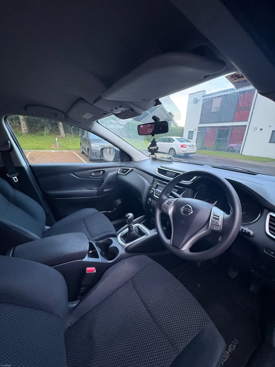 Nissan Qashqai 2015 - Image 5