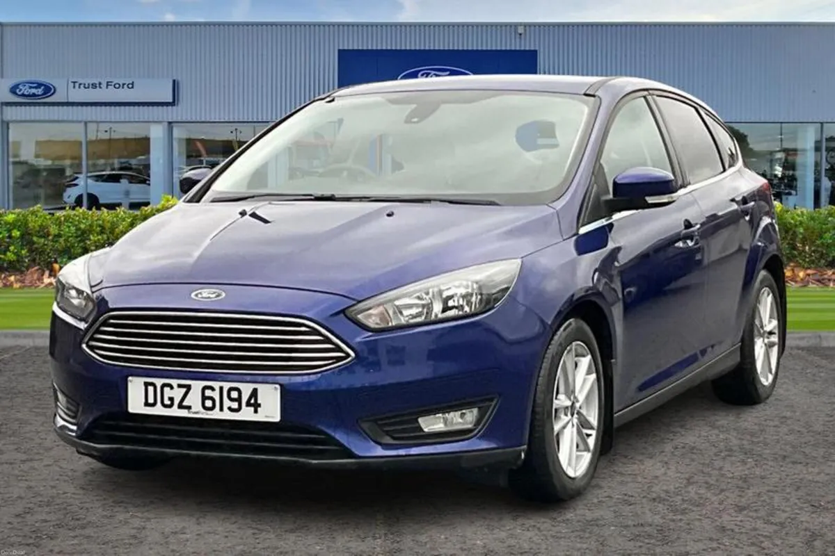 Ford Focus 1.0 EcoBoost 125 Zetec 5dr - Image 5