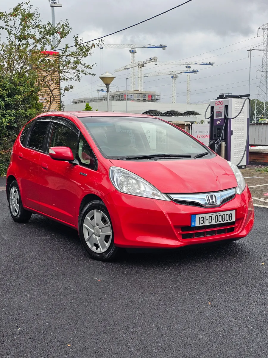 Honda Fit Hybrid 2013 - Image 3